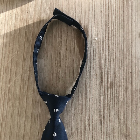 🏈 Gymboree Boys Boat Tie - Picture 4 of 5